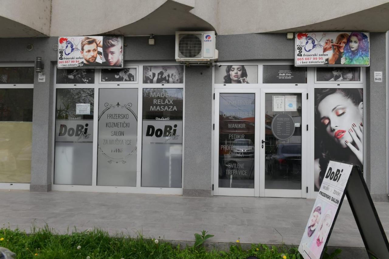 Dobi Apartmani Wing Jagodina Kültér fotó
