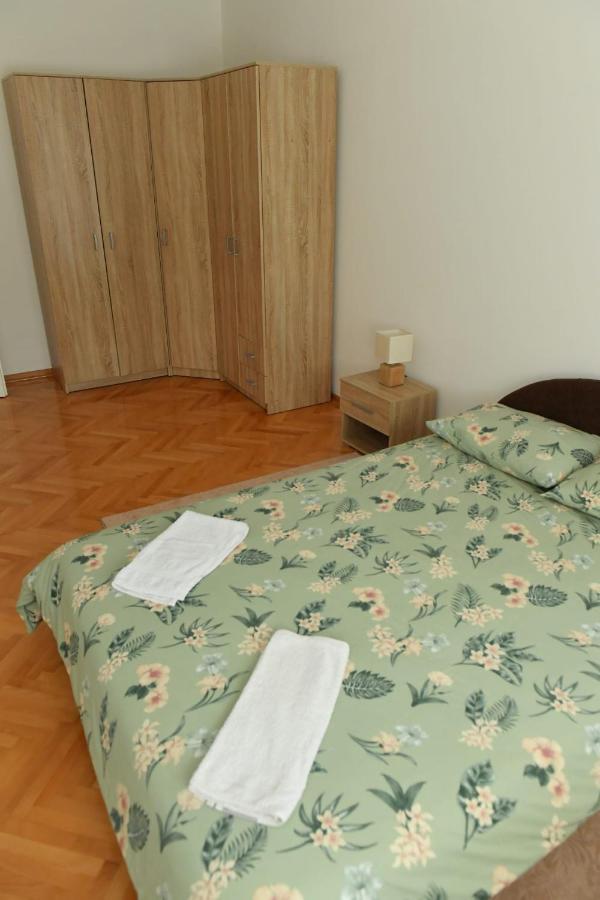 Dobi Apartmani Wing Jagodina Kültér fotó