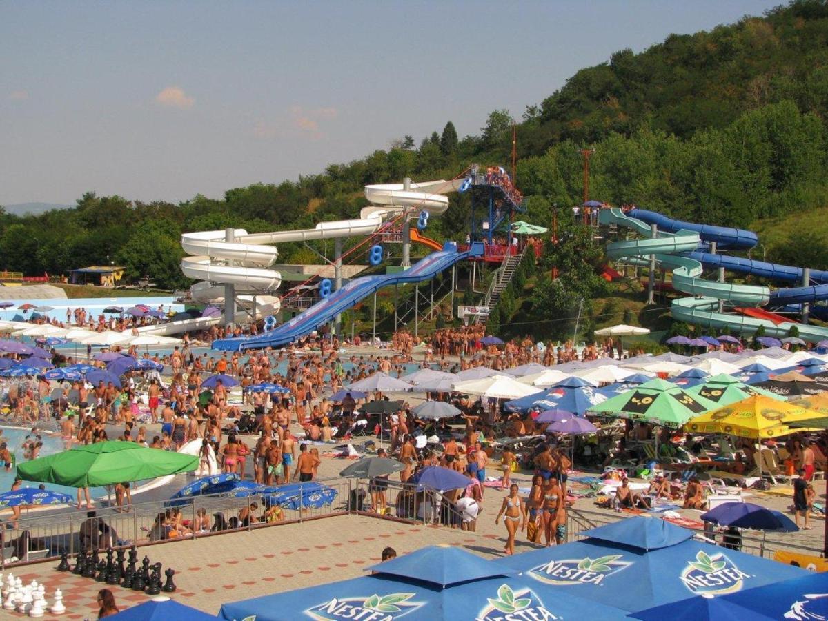 Dobi Apartmani Wing Jagodina Kültér fotó