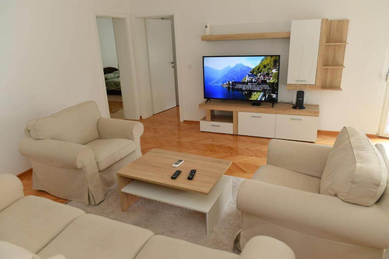 Dobi Apartmani Wing Jagodina Kültér fotó